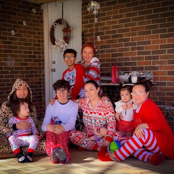 Meet your Posher, Claudette - Picture 1 of 1